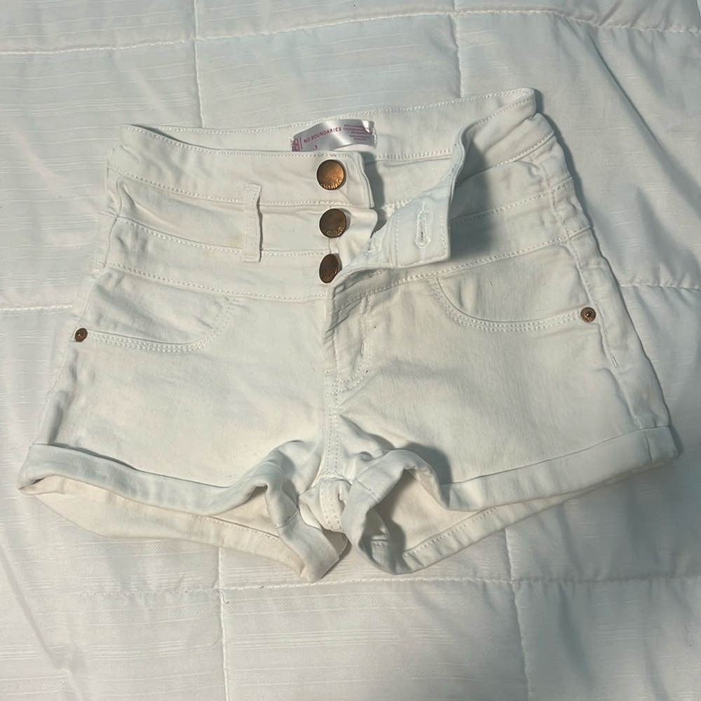 Junior sized white shorts